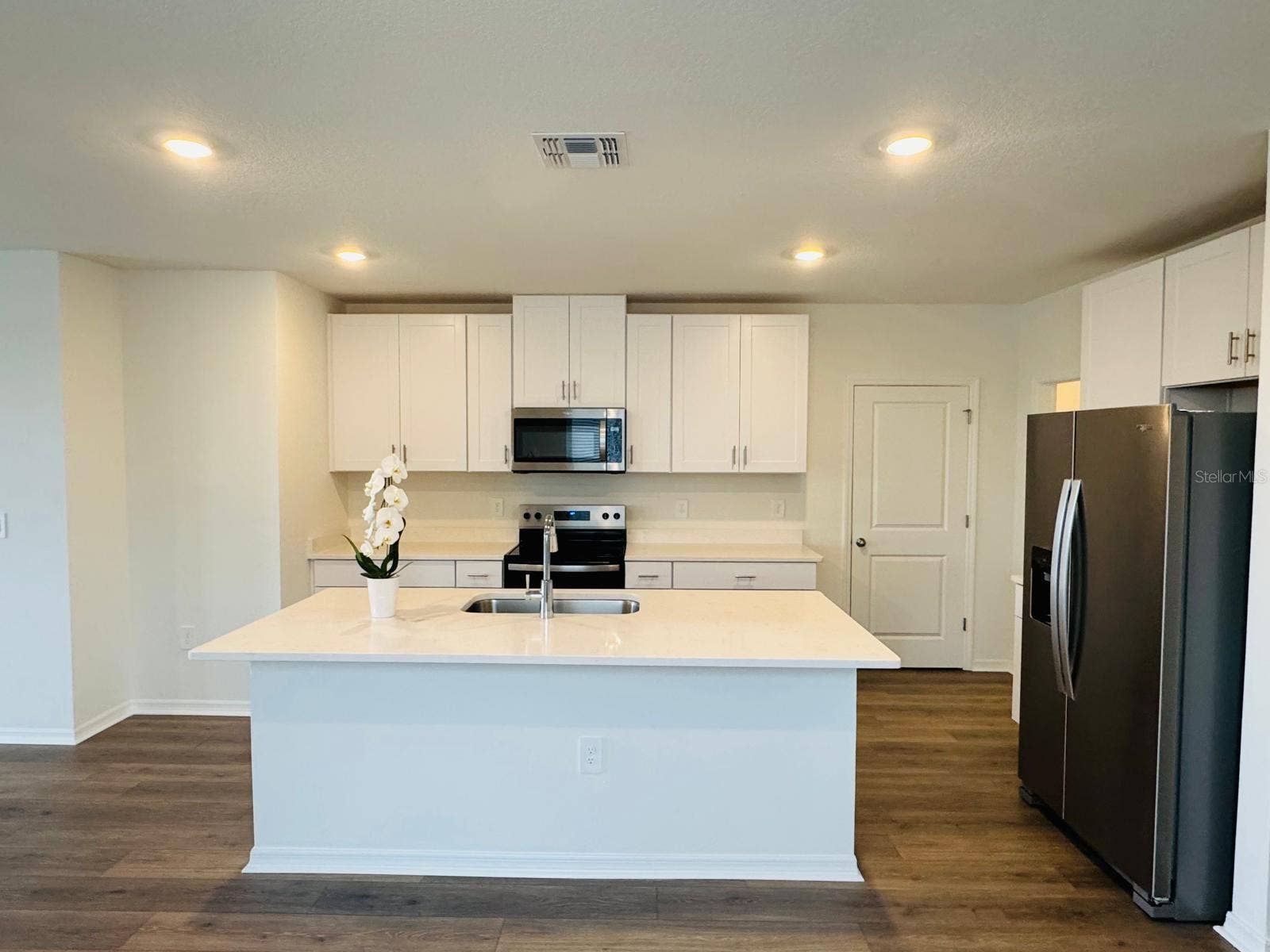 360 LAZY SHORE DRIVE, Nokomis, FL 34275 360 LAZY SHORE DRIVE, Nokomis, FL 34275