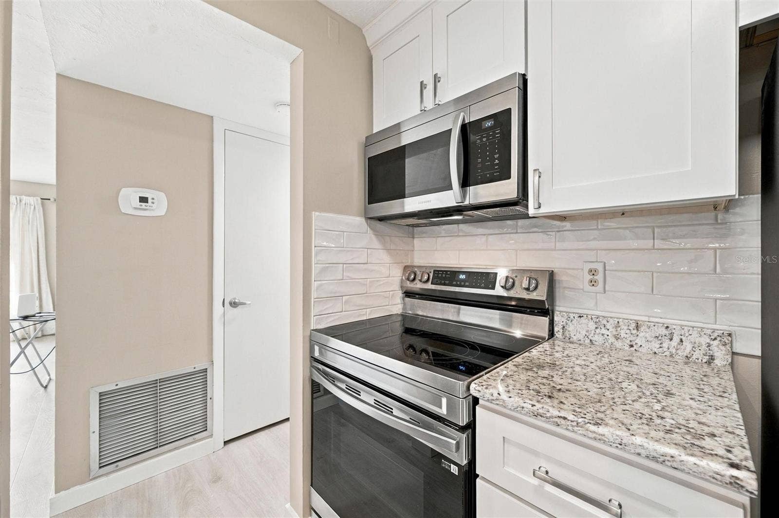 3265 BENEVA ROAD, #104, Sarasota, FL 34232 3265 BENEVA ROAD, #104, Sarasota, FL 34232