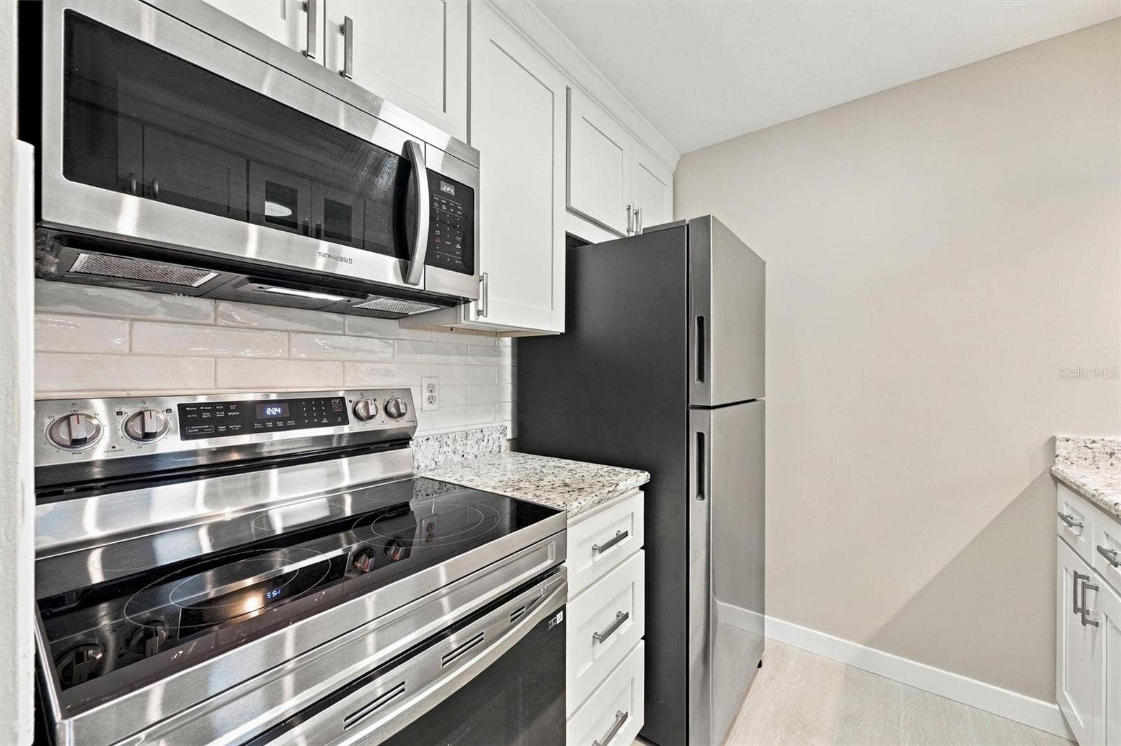 3265 BENEVA ROAD, #104, Sarasota, FL 34232 3265 BENEVA ROAD, #104, Sarasota, FL 34232