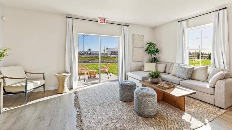 4041 GOLD DUST LANE, Sarasota, FL 34243 4041 GOLD DUST LANE, Sarasota, FL 34243