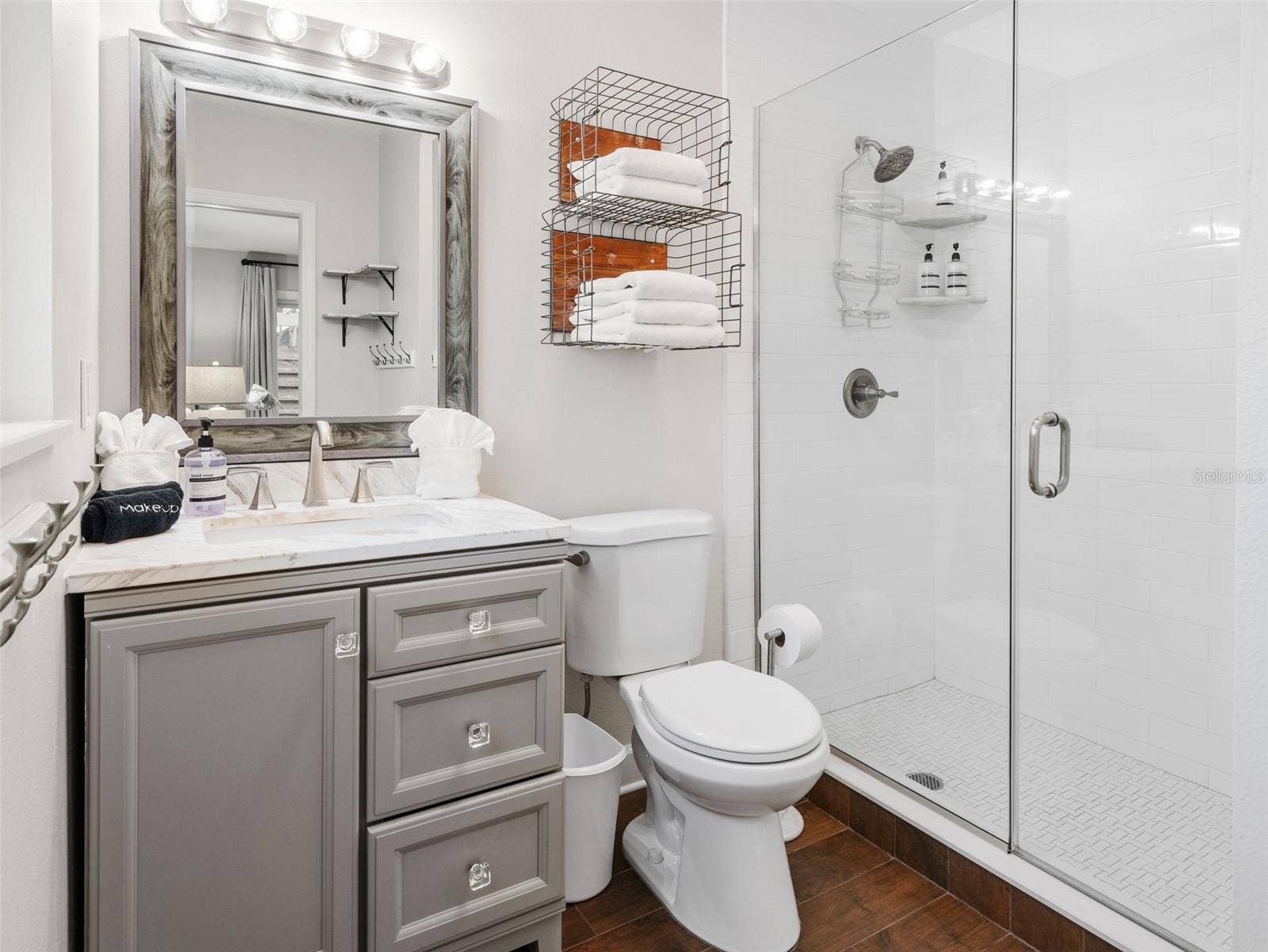 5218 6TH AVE DRIVE W, Bradenton, FL 34209 5218 6TH AVE DRIVE W, Bradenton, FL 34209