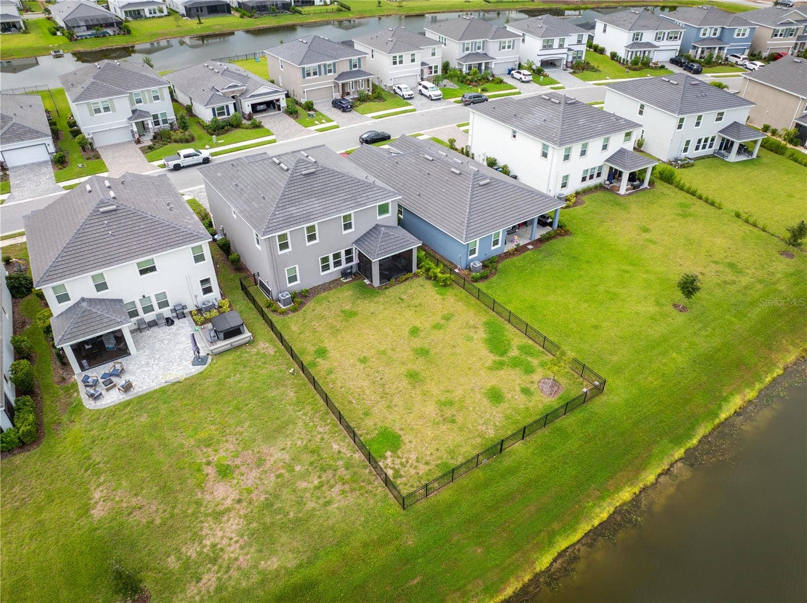 18009 TAVERNSIDE TRAIL, Lakewood Ranch, FL 34211