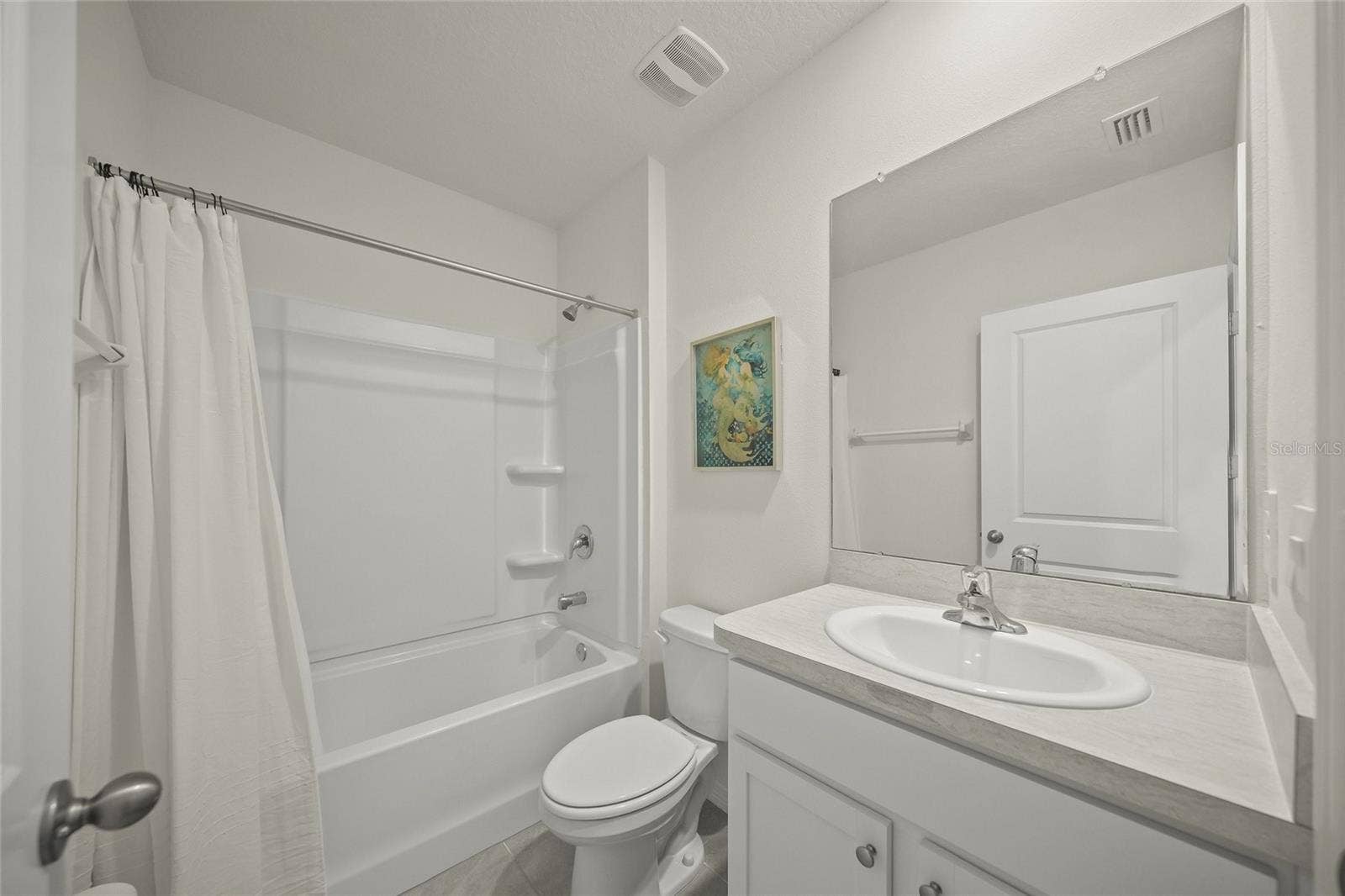 5215 MONTELENA COVE SW, Bradenton, FL 34211 Bathroom 2nd floor