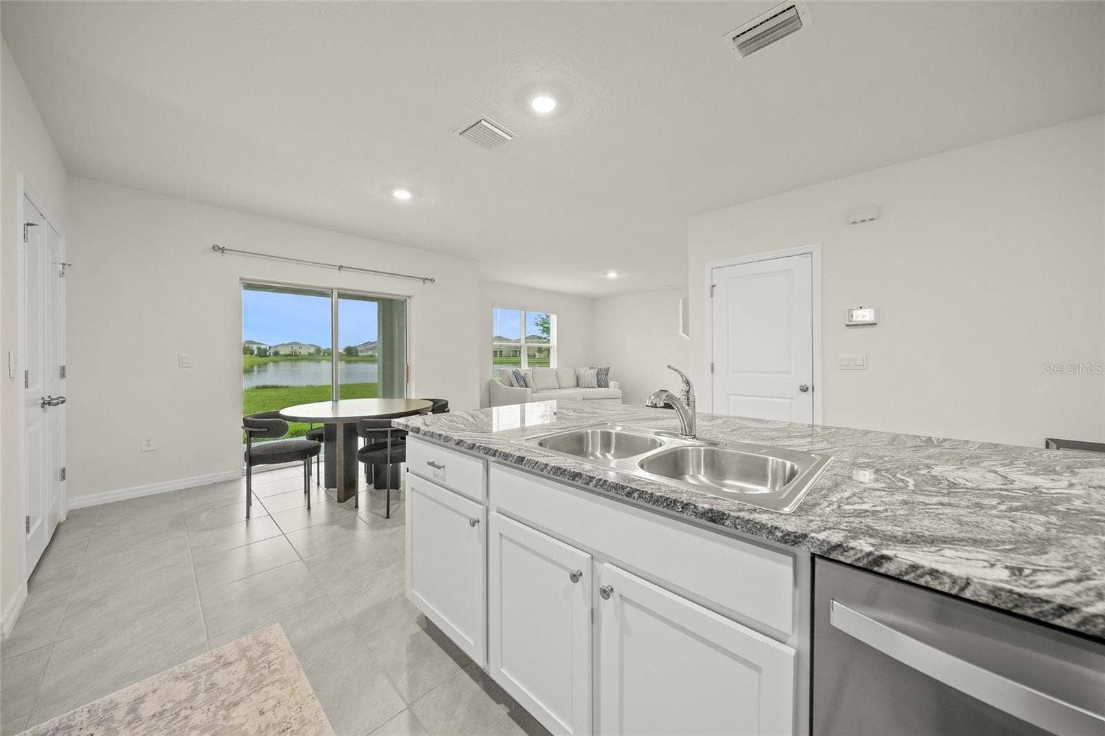 5215 MONTELENA COVE SW, Bradenton, FL 34211 5215 MONTELENA COVE SW, Bradenton, FL 34211