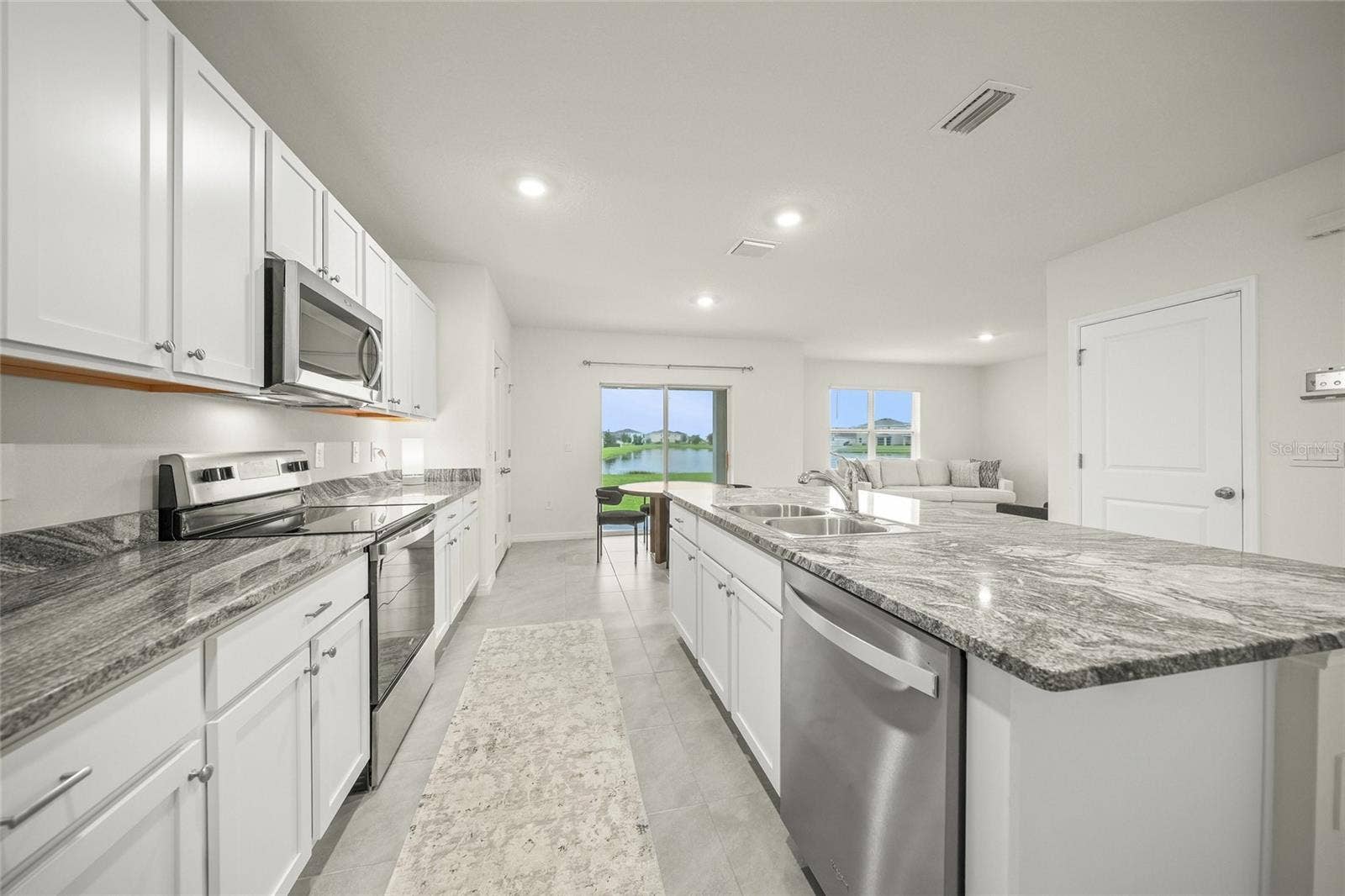 5215 MONTELENA COVE SW, Bradenton, FL 34211 Kitchen
