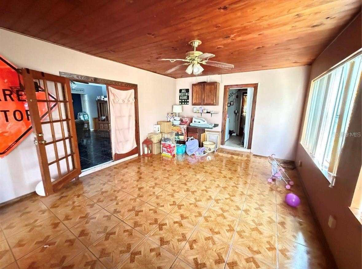 460 W PIERCE STREET, Lake Alfred, FL 33850