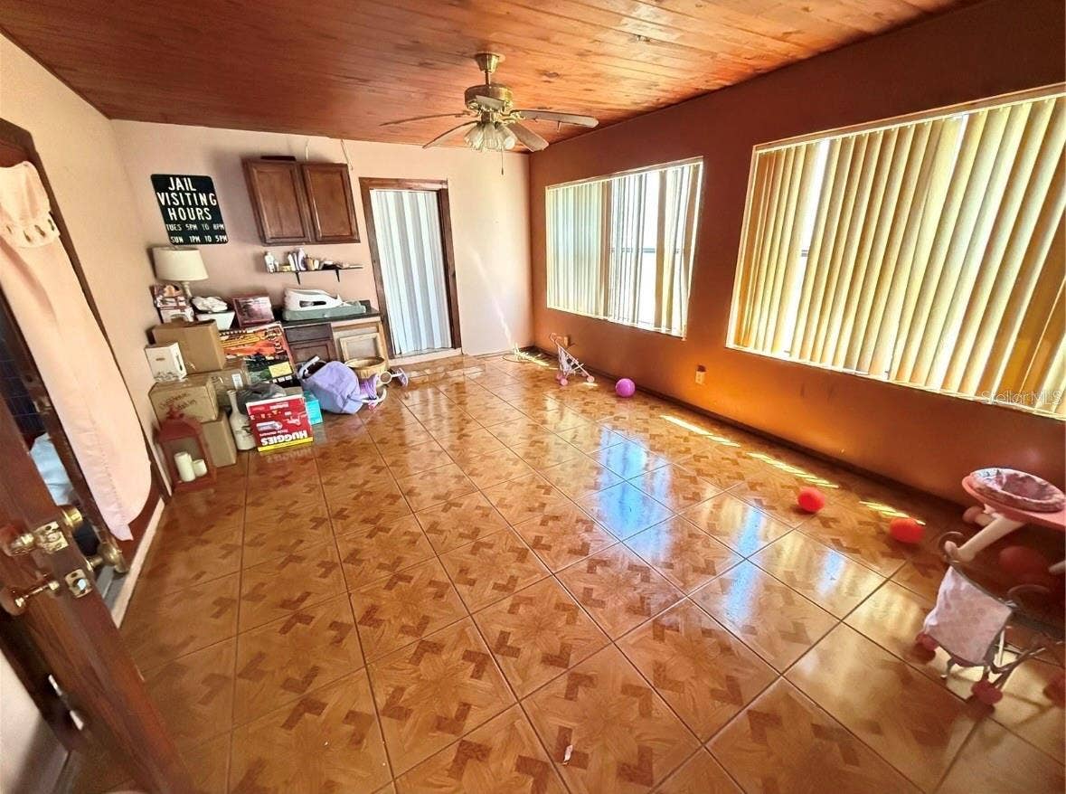 460 W PIERCE STREET, Lake Alfred, FL 33850
