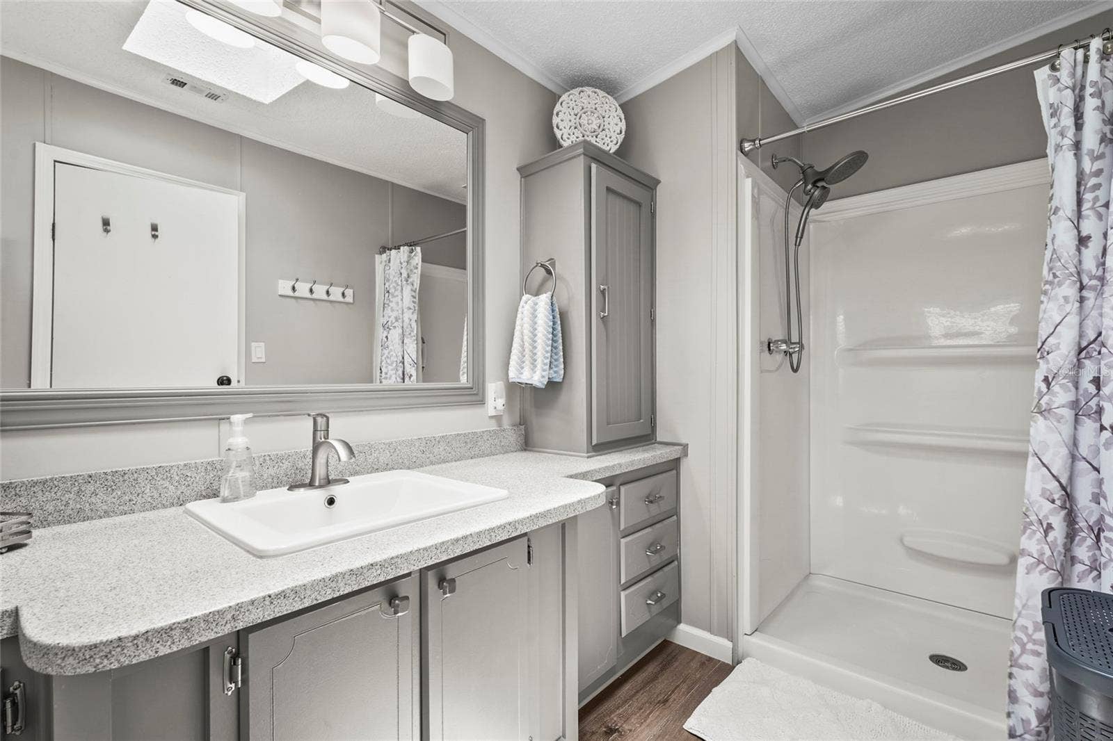 8470 IMPERIAL CIRCLE, Palmetto, FL 34221 8470 IMPERIAL CIRCLE, Palmetto, FL 34221