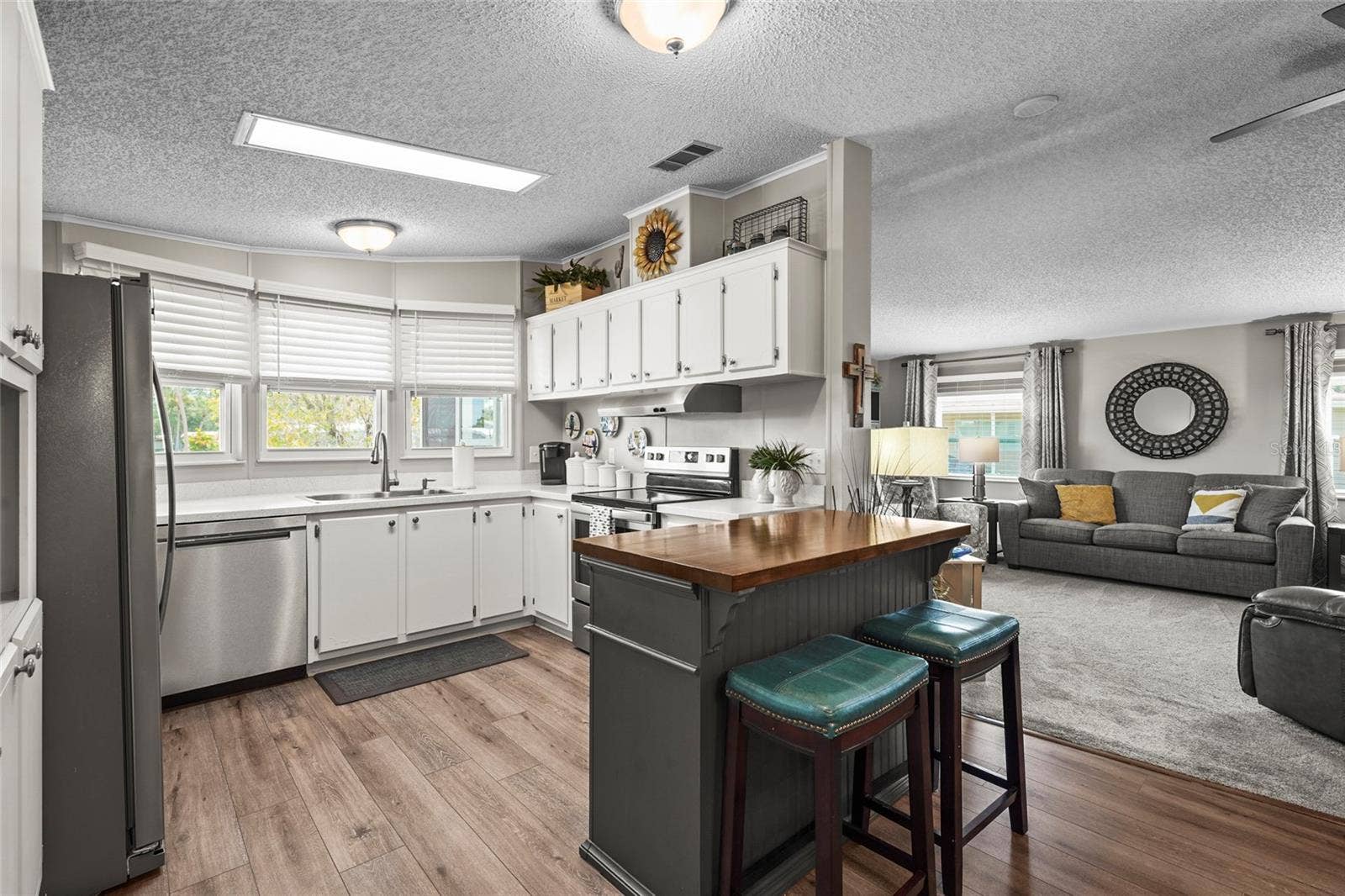 8470 IMPERIAL CIRCLE, Palmetto, FL 34221 8470 IMPERIAL CIRCLE, Palmetto, FL 34221