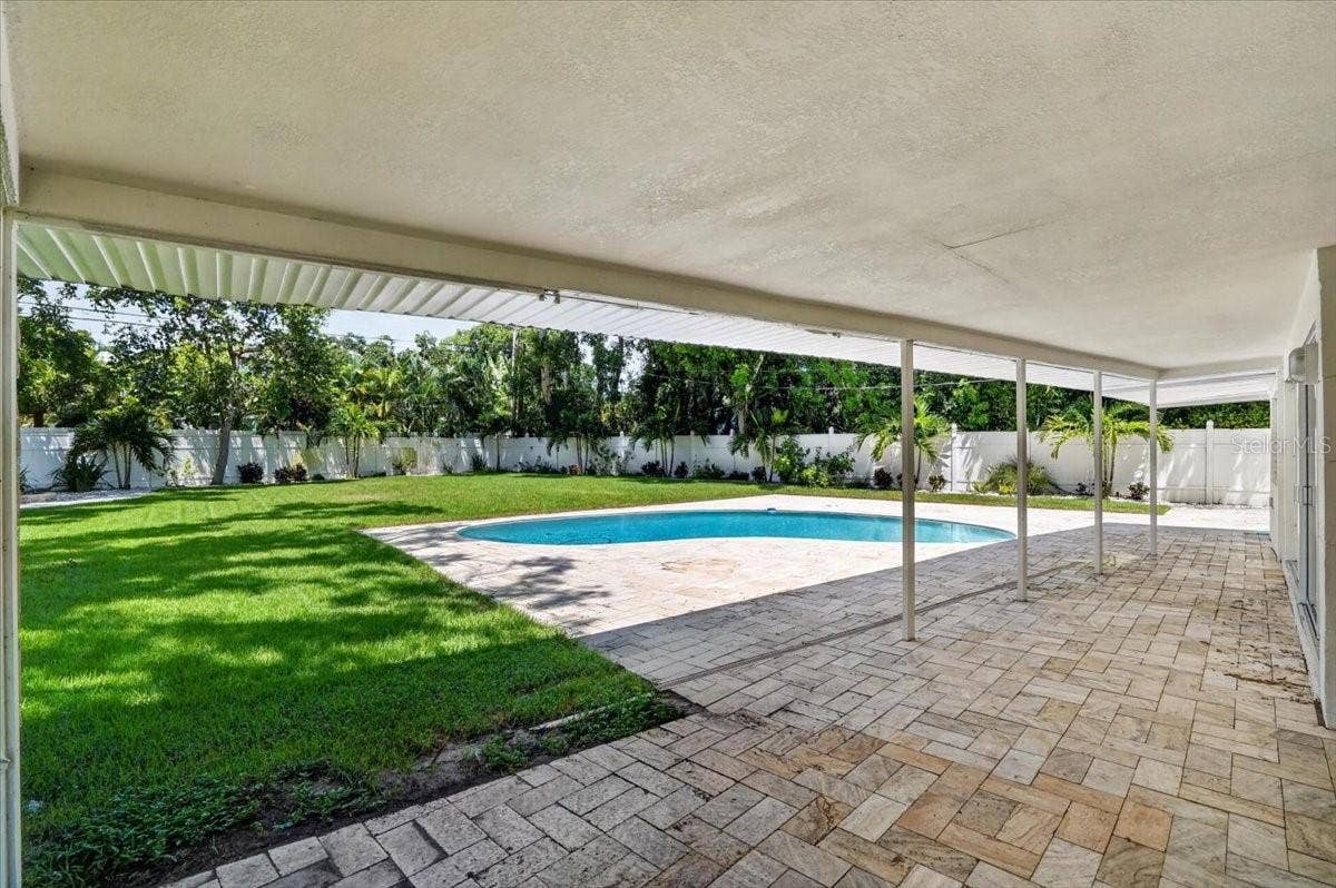 1709 ANASTASIA WAY S, St Petersburg, FL 33712