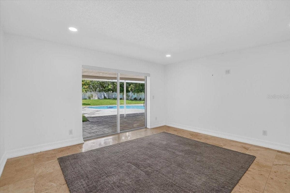 1709 ANASTASIA WAY S, St Petersburg, FL 33712