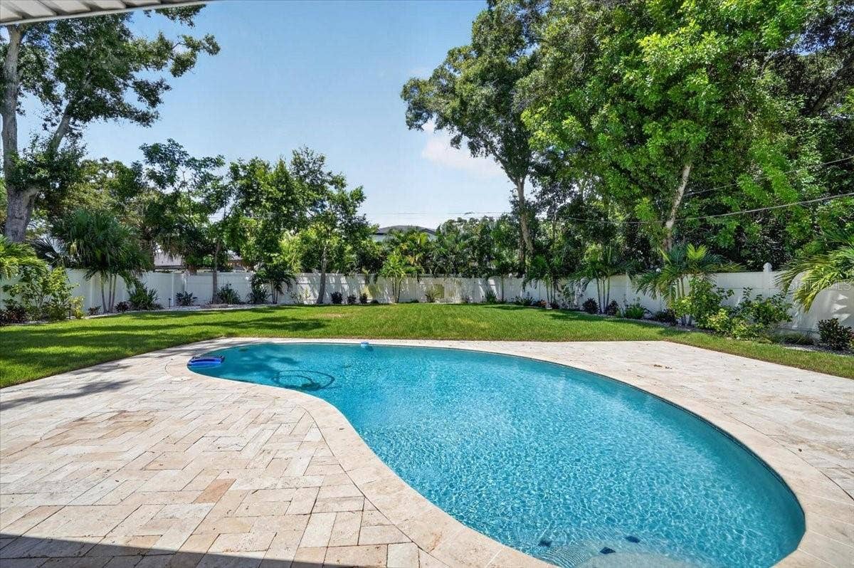 1709 ANASTASIA WAY S, St Petersburg, FL 33712