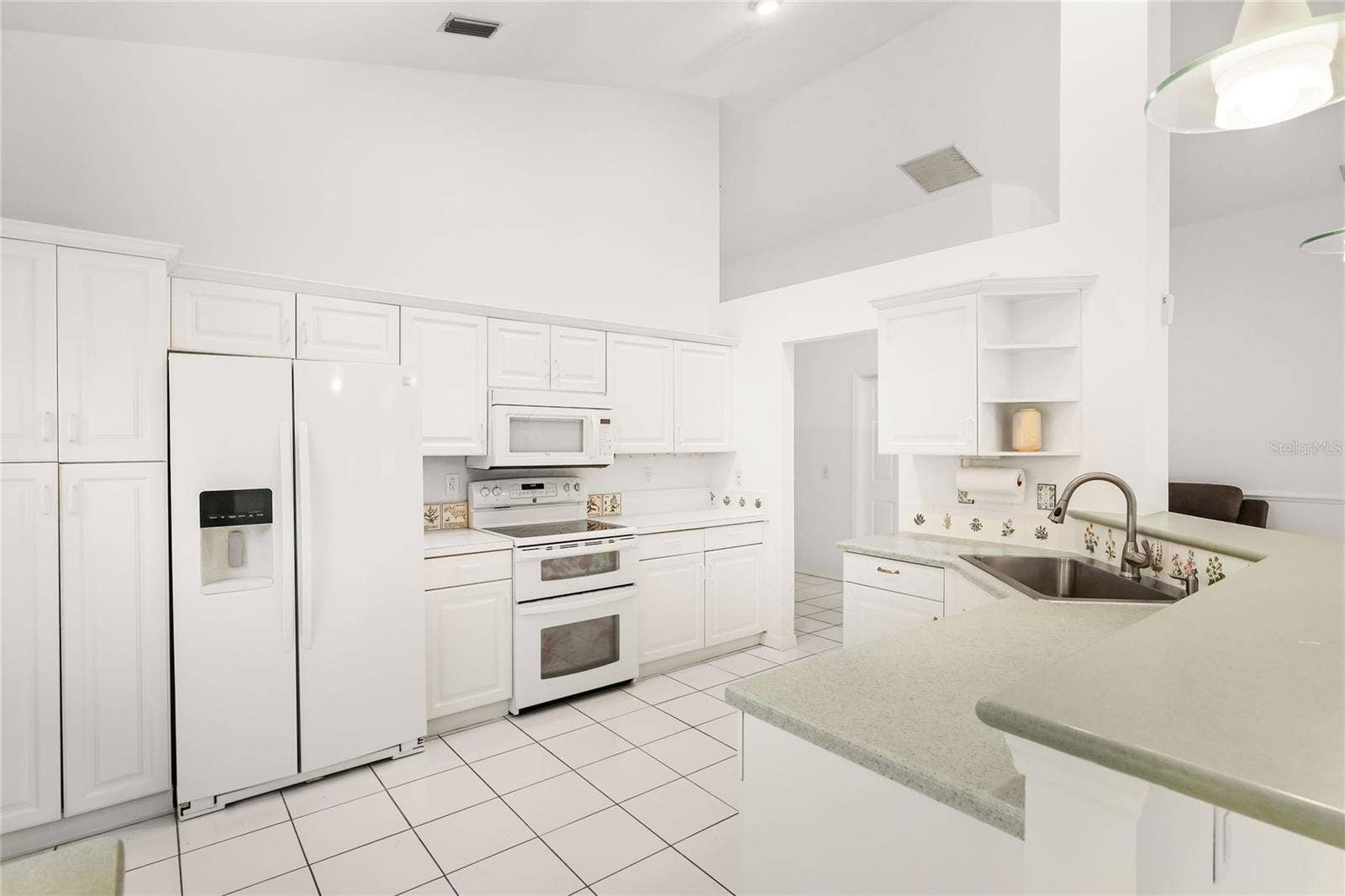 2147 WASATCH DRIVE, Sarasota, FL 34235 2147 WASATCH DRIVE, Sarasota, FL 34235