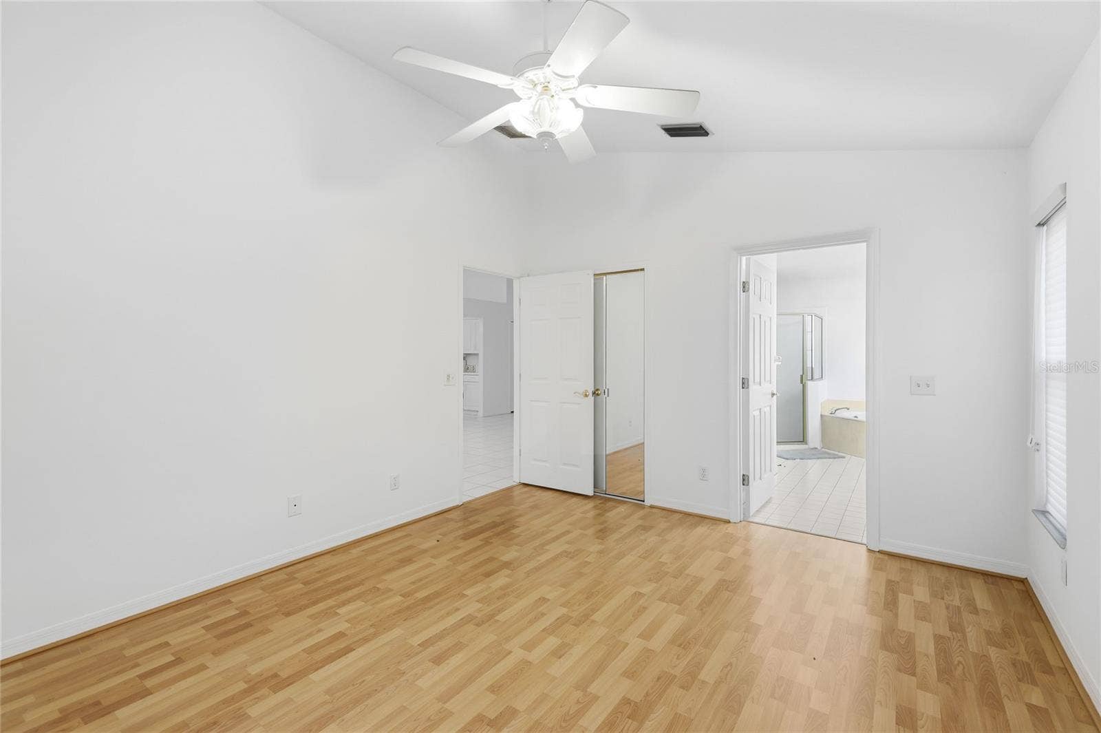 2147 WASATCH DRIVE, Sarasota, FL 34235 2147 WASATCH DRIVE, Sarasota, FL 34235
