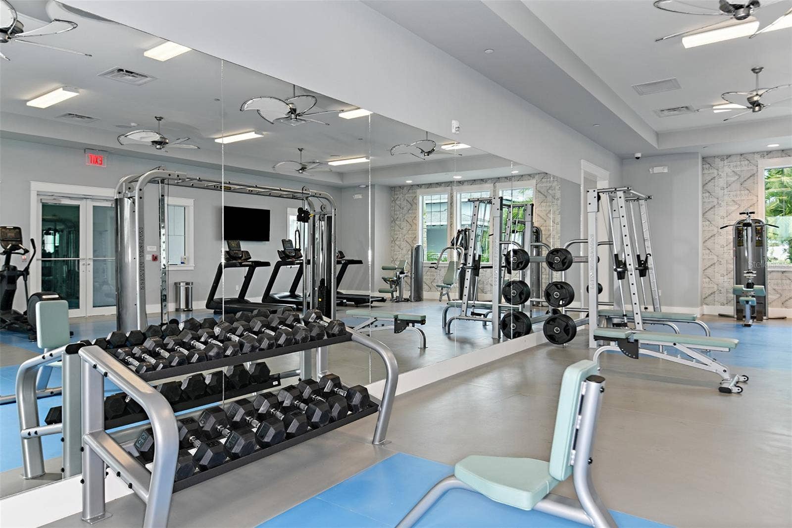 10130 CRYSTAL ISLES CIRCLE, Sarasota, FL 34241 10130 CRYSTAL ISLES CIRCLE, Sarasota, FL 34241
