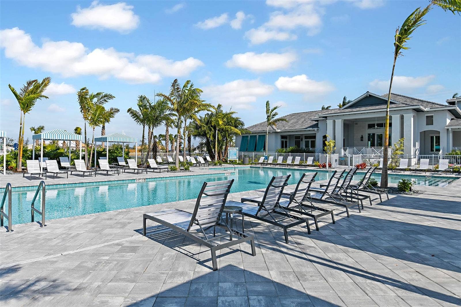 10130 CRYSTAL ISLES CIRCLE, Sarasota, FL 34241 10130 CRYSTAL ISLES CIRCLE, Sarasota, FL 34241