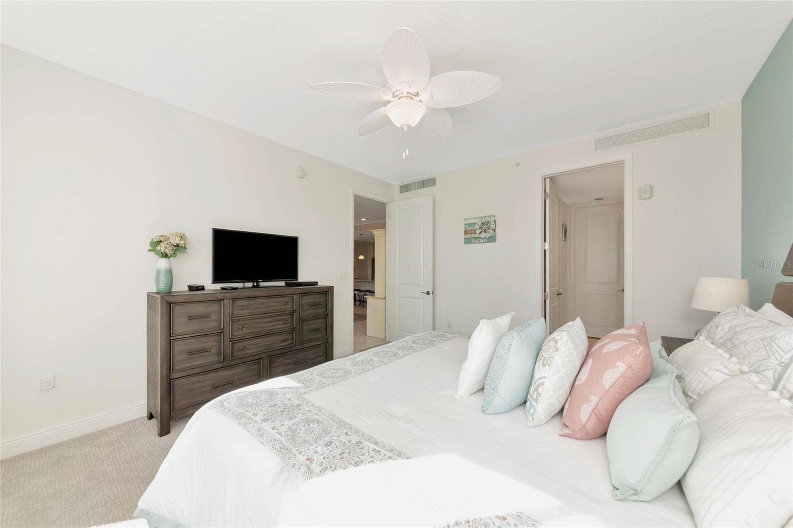 395 ARUBA CIRCLE, #203, Bradenton, FL 34209 395 ARUBA CIRCLE, #203, Bradenton, FL 34209