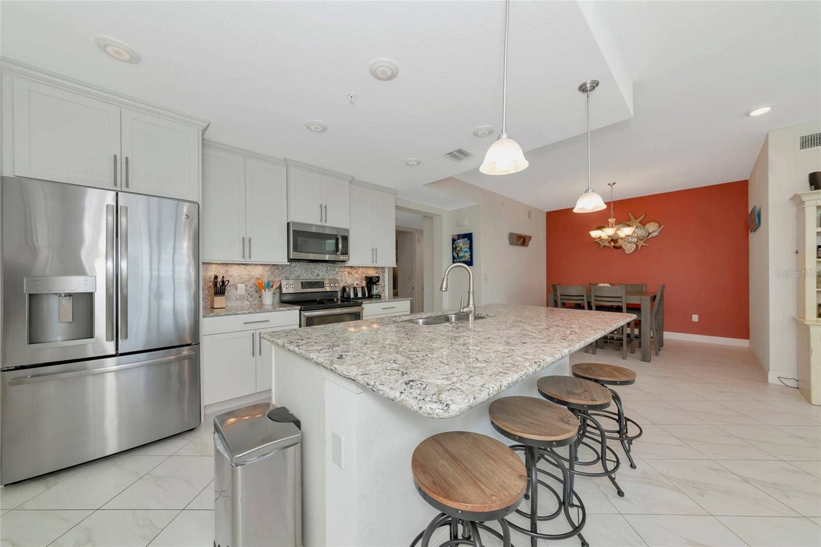 395 ARUBA CIRCLE, #203, Bradenton, FL 34209 395 ARUBA CIRCLE, #203, Bradenton, FL 34209