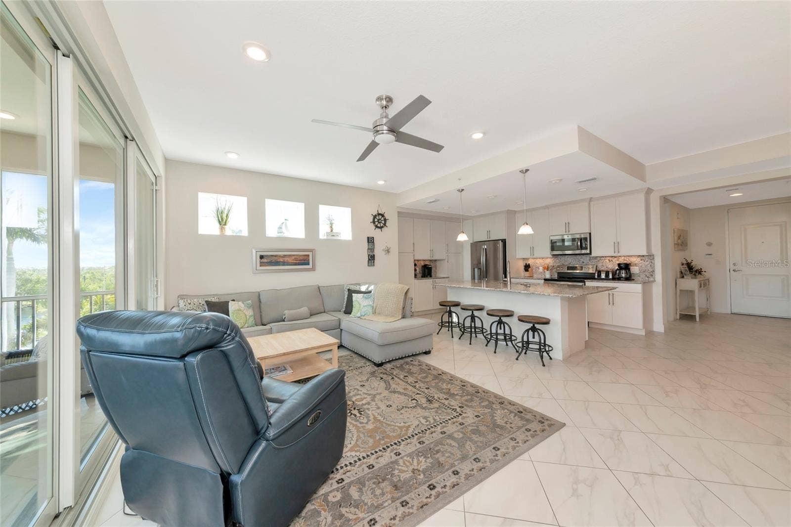 395 ARUBA CIRCLE, #203, Bradenton, FL 34209 395 ARUBA CIRCLE, #203, Bradenton, FL 34209