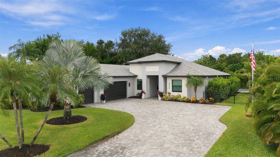 Property photo for 3946 COUNTRY VIEW DRIVE, Sarasota, FL