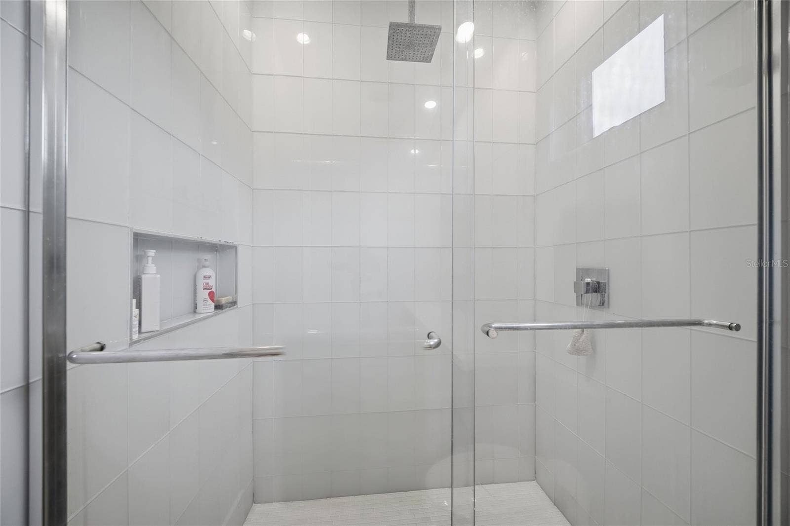 2476 FLOYD STREET, Sarasota, FL 34239 2476 FLOYD STREET, Sarasota, FL 34239