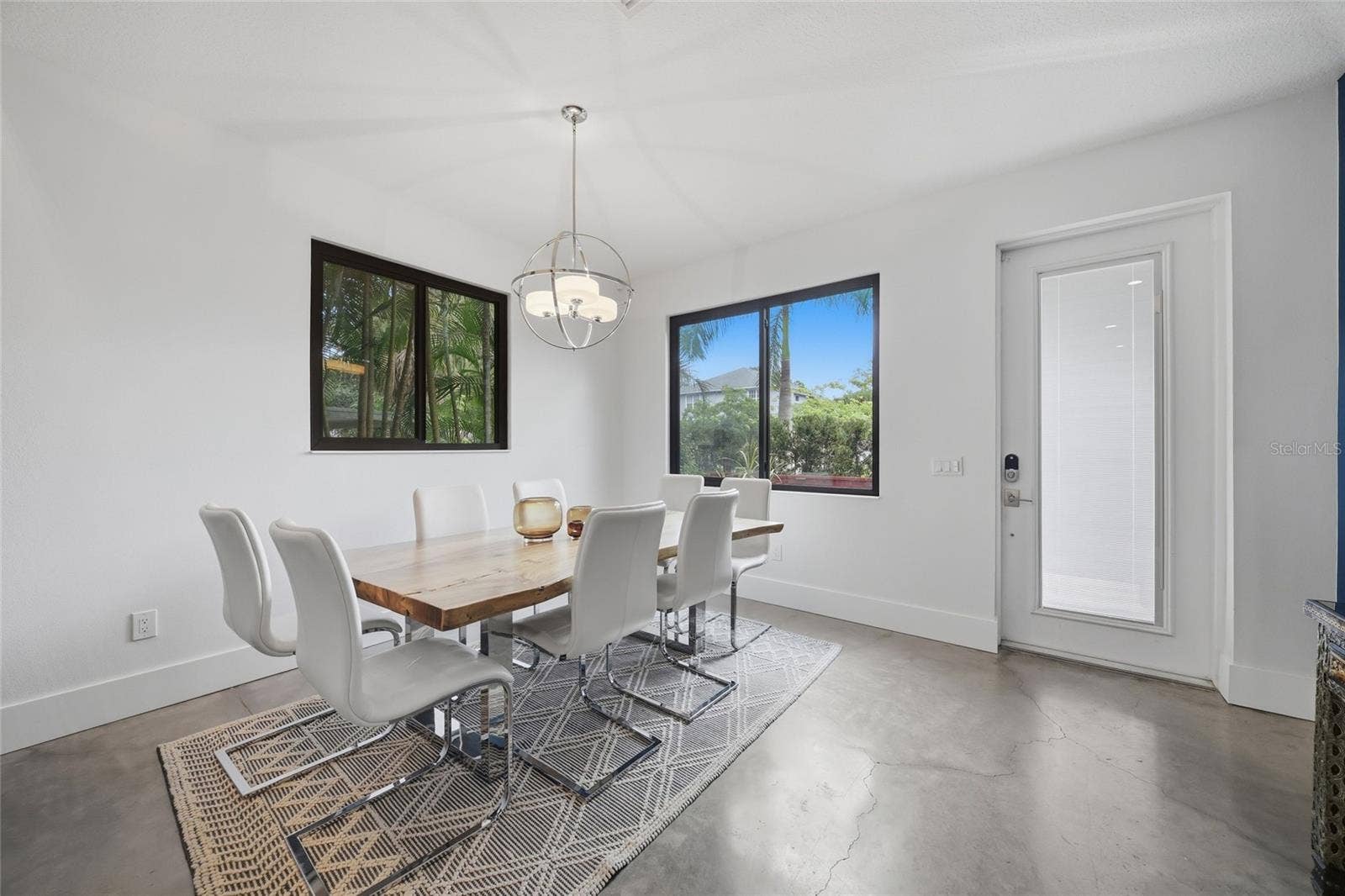 2476 FLOYD STREET, Sarasota, FL 34239 2476 FLOYD STREET, Sarasota, FL 34239