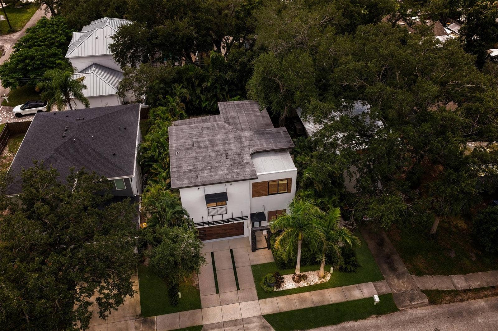 2476 FLOYD STREET, Sarasota, FL 34239 2476 FLOYD STREET, Sarasota, FL 34239