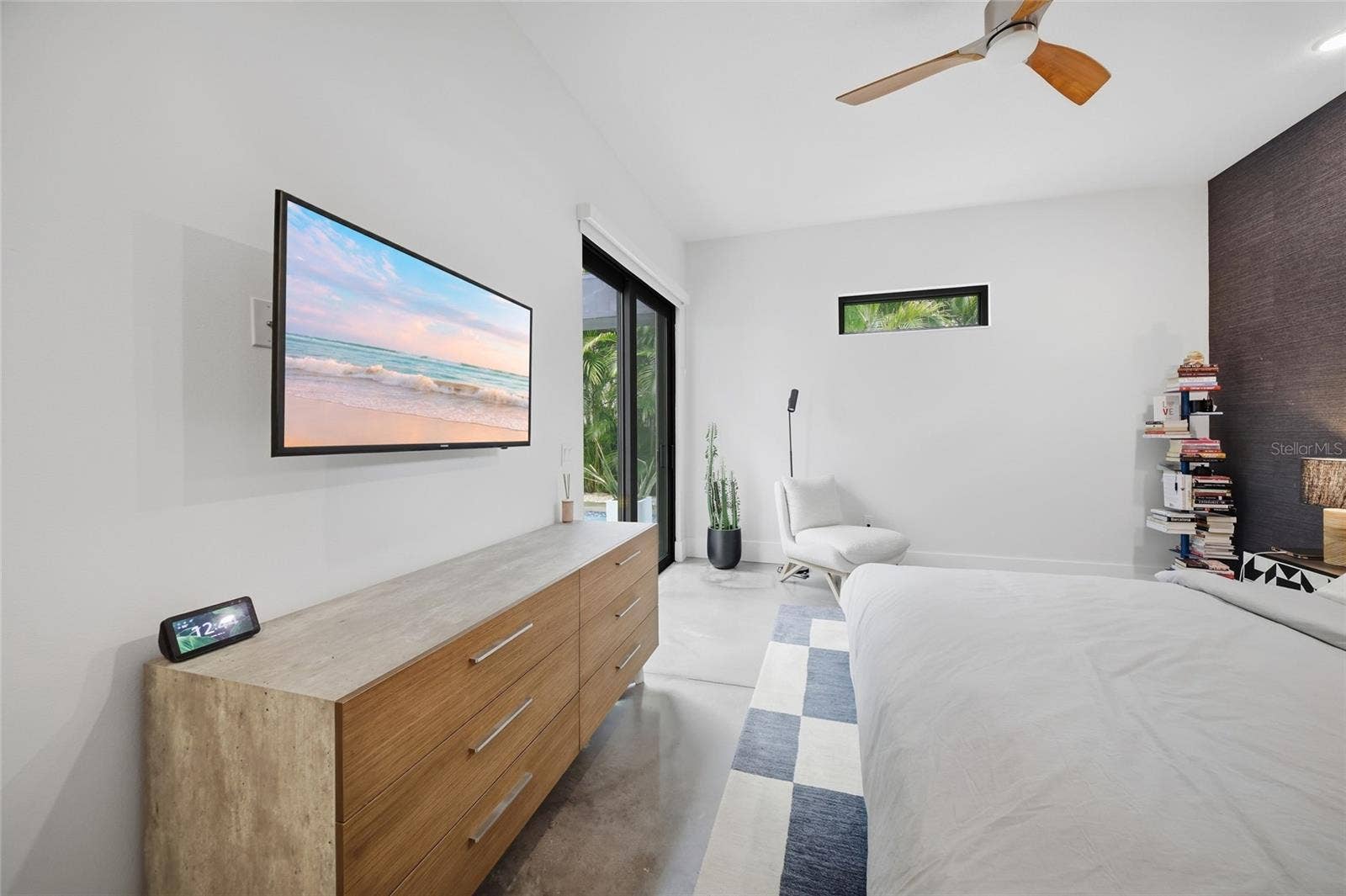 2476 FLOYD STREET, Sarasota, FL 34239 2476 FLOYD STREET, Sarasota, FL 34239