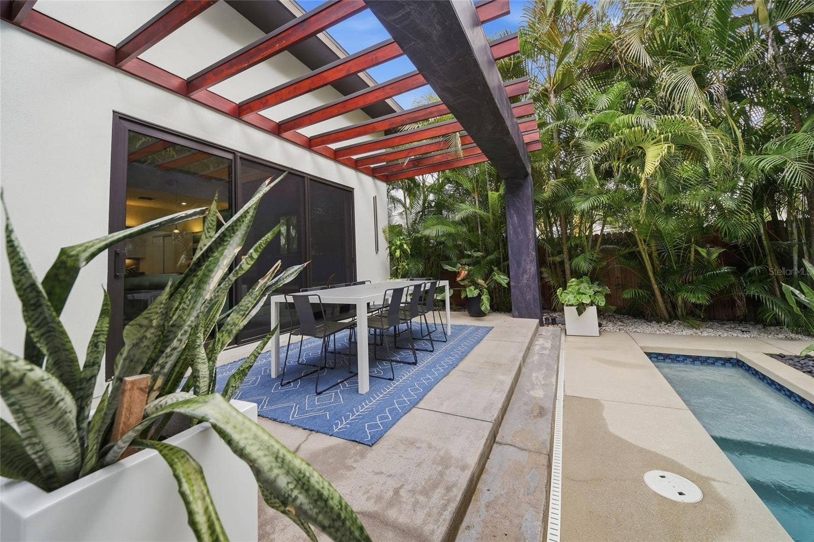 2476 FLOYD STREET, Sarasota, FL 34239 2476 FLOYD STREET, Sarasota, FL 34239