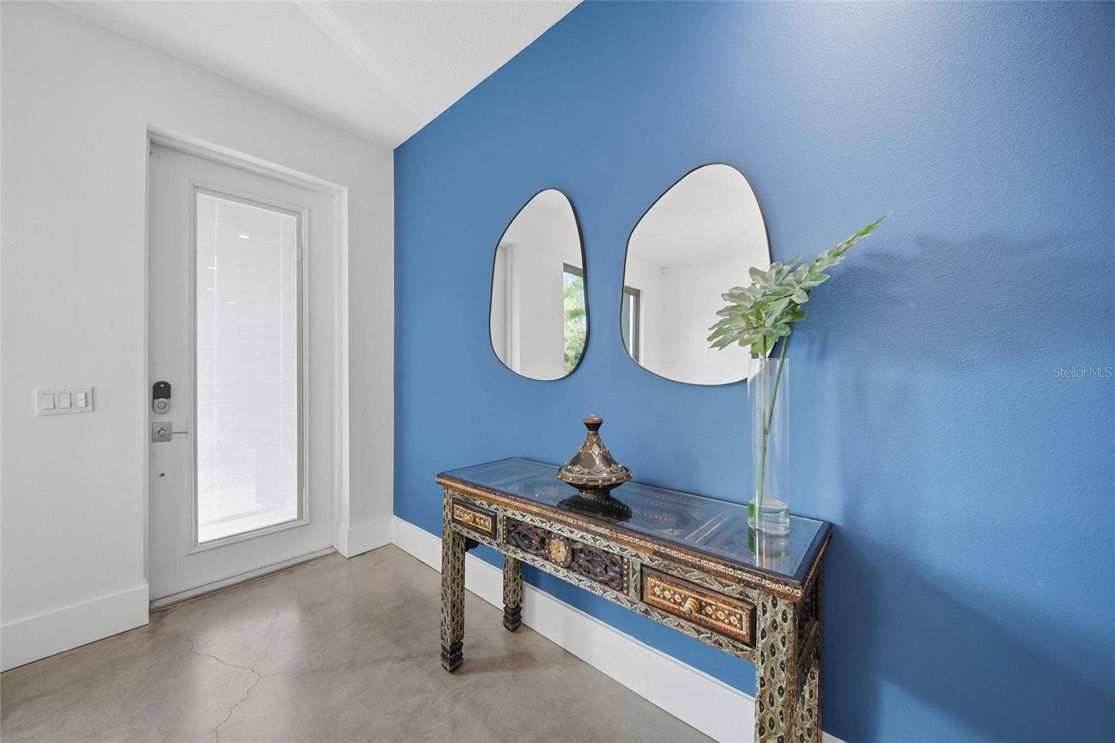2476 FLOYD STREET, Sarasota, FL 34239 2476 FLOYD STREET, Sarasota, FL 34239