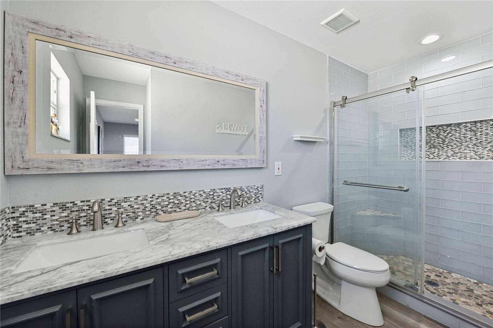 264 S HARBOR DRIVE, Holmes Beach, FL 34217 Master Bed Bathroom