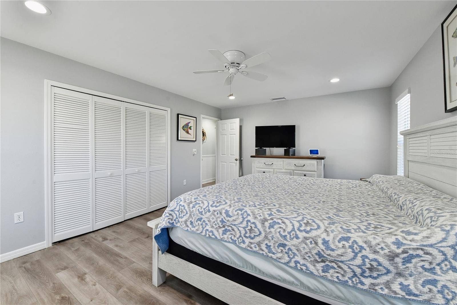 264 S HARBOR DRIVE, Holmes Beach, FL 34217 Master Bed