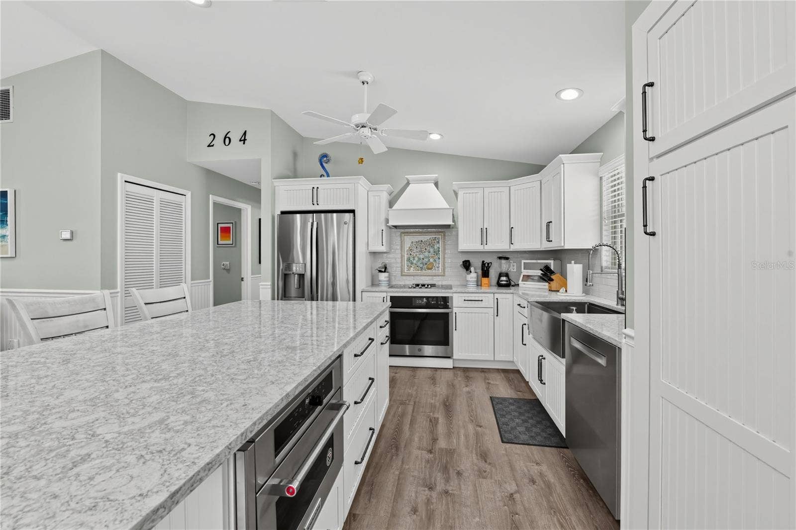 264 S HARBOR DRIVE, Holmes Beach, FL 34217 264 S HARBOR DRIVE, Holmes Beach, FL 34217