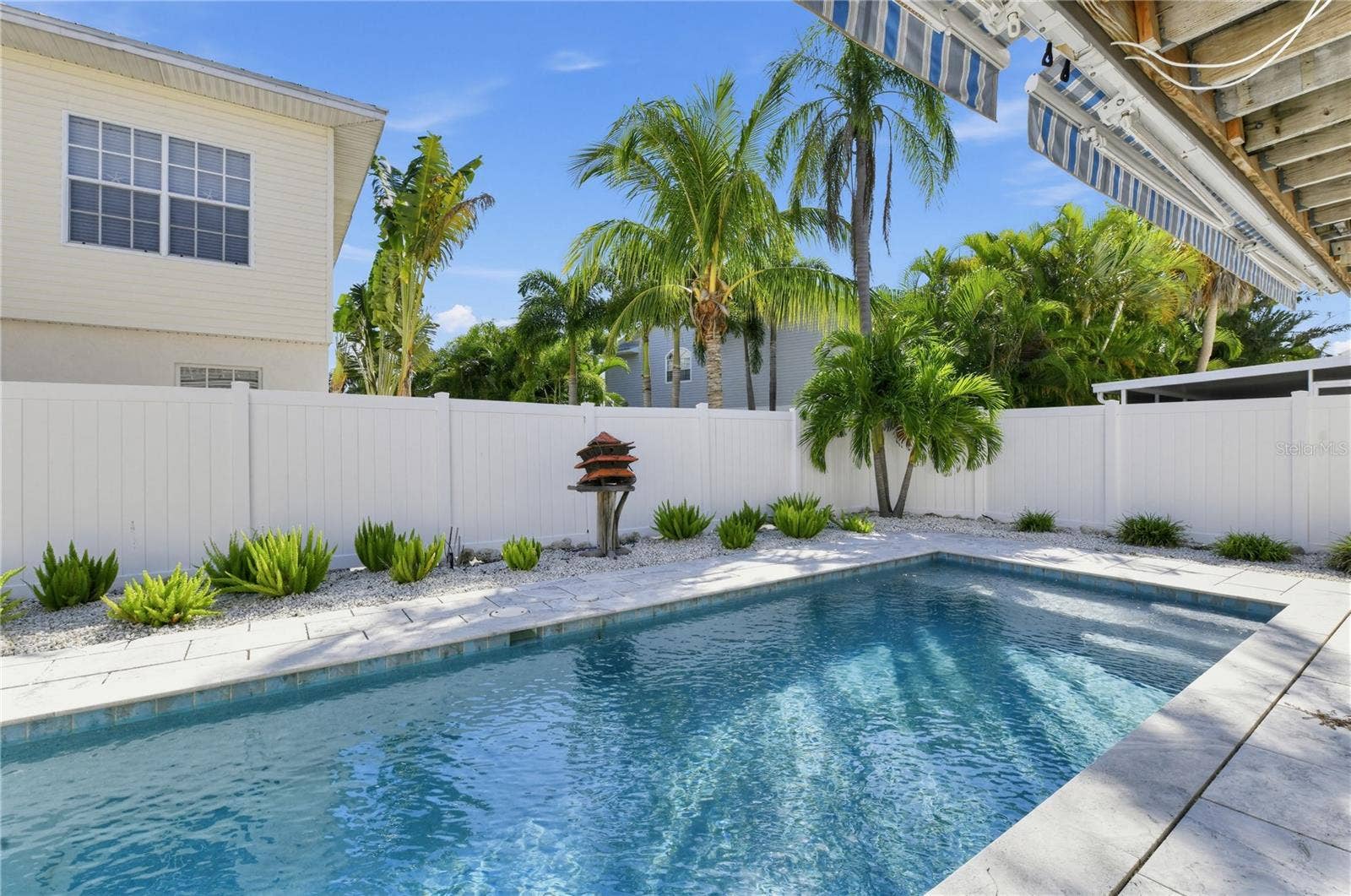 264 S HARBOR DRIVE, Holmes Beach, FL 34217 264 S HARBOR DRIVE, Holmes Beach, FL 34217