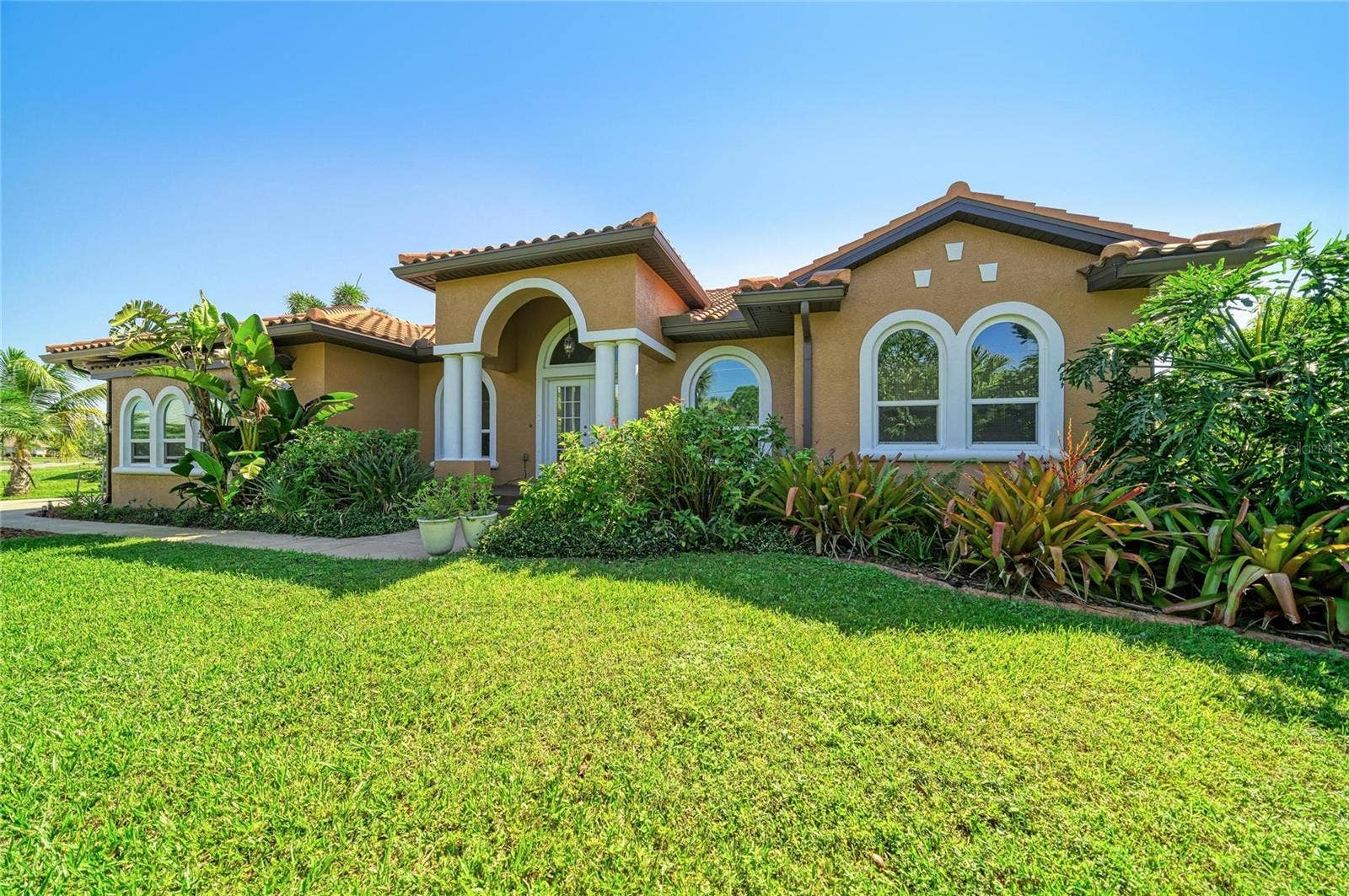 28 PAR VIEW ROAD, Rotonda West, FL 33947