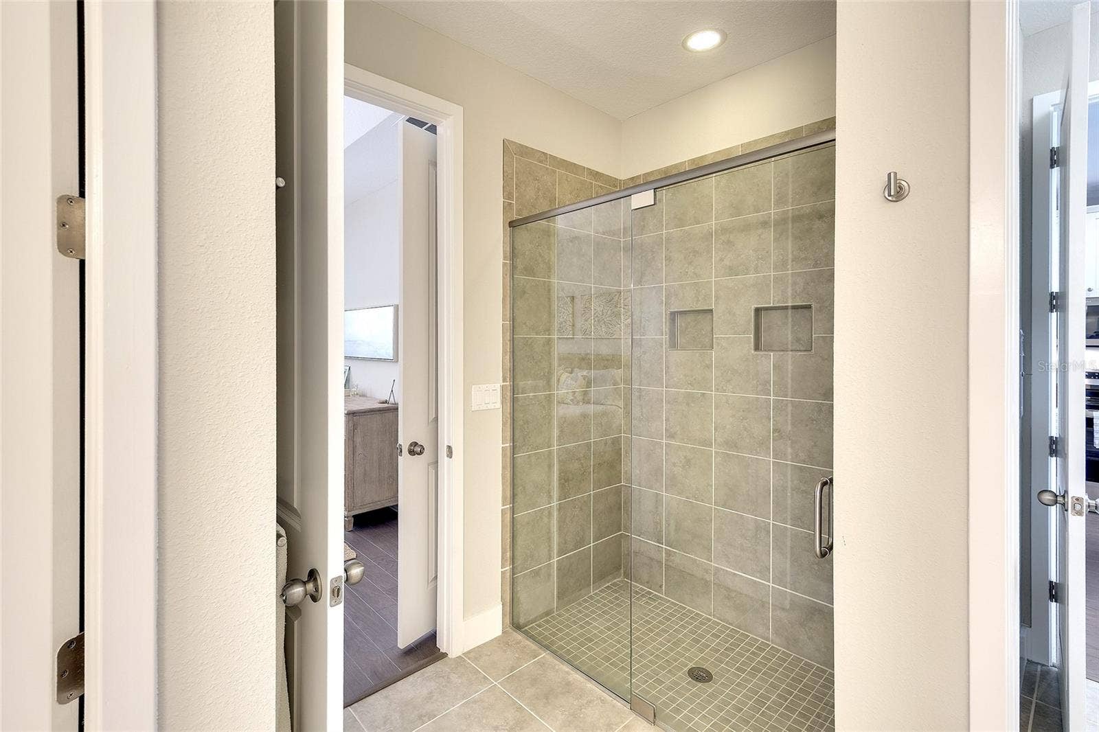 Owner's bath with walk in shower