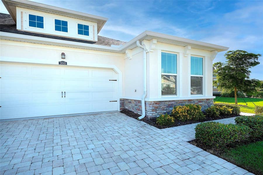 Property photo for 5048 COURSE DRIVE, Sarasota, FL