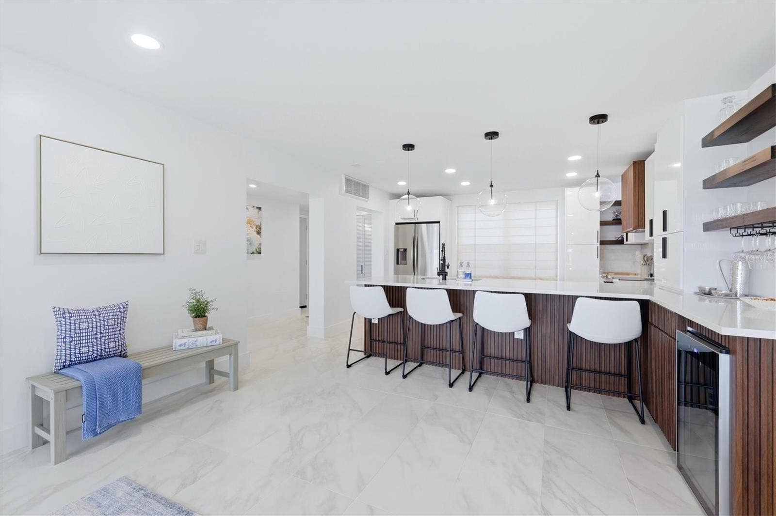 605 SUTTON PLACE, #101, Longboat Key, FL 34228