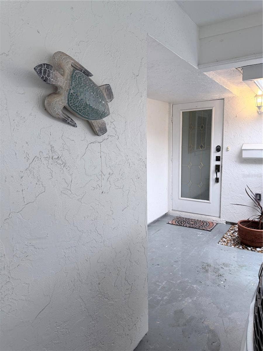 2320 AQUABLUFF PLACE, #V274, Sarasota, FL 34231 FRONT DOOR