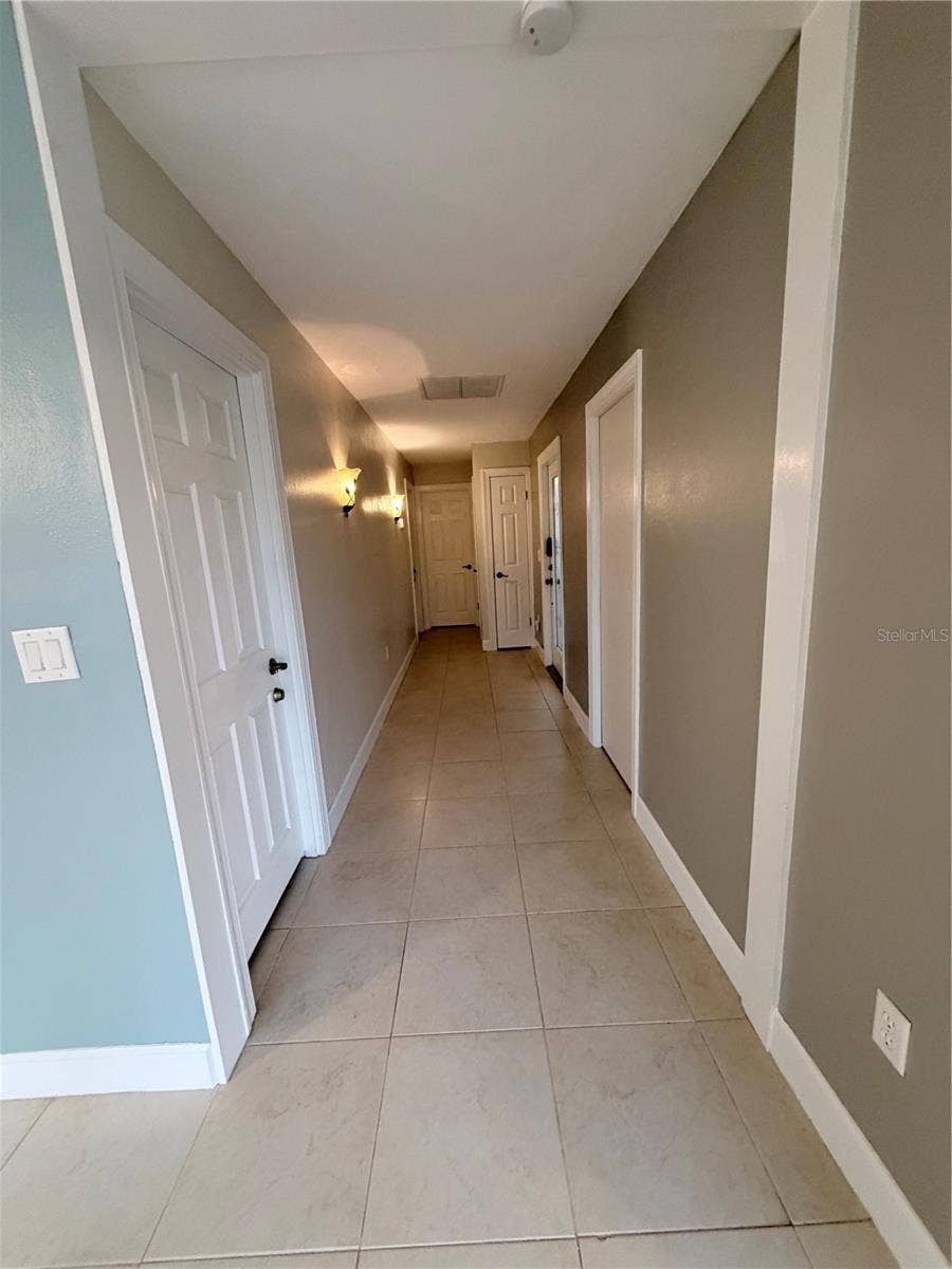 2320 AQUABLUFF PLACE, #V274, Sarasota, FL 34231 2320 AQUABLUFF PLACE, #V274, Sarasota, FL 34231