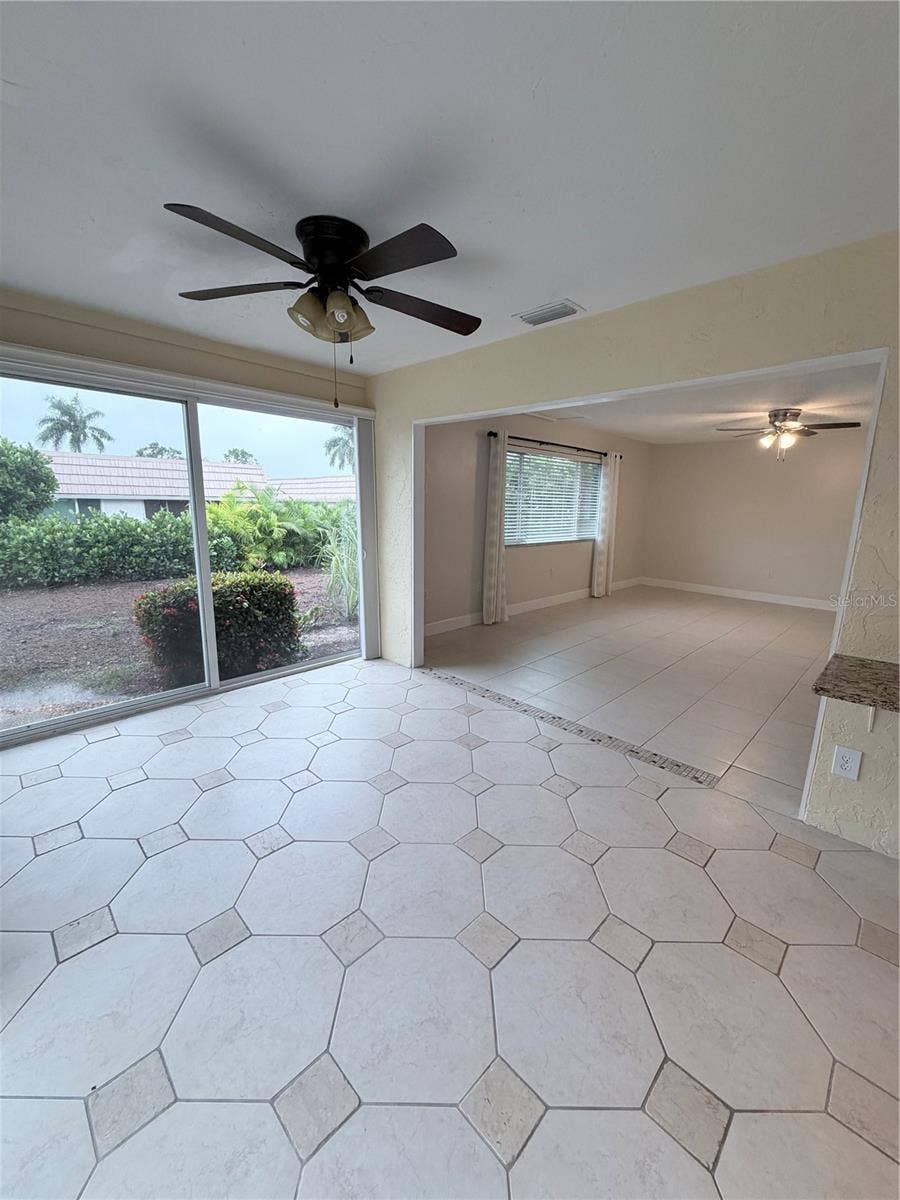 2320 AQUABLUFF PLACE, #V274, Sarasota, FL 34231 2320 AQUABLUFF PLACE, #V274, Sarasota, FL 34231