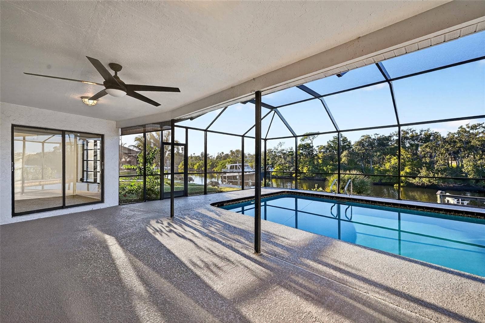 5424 AMERICA DRIVE, Sarasota, FL 34231