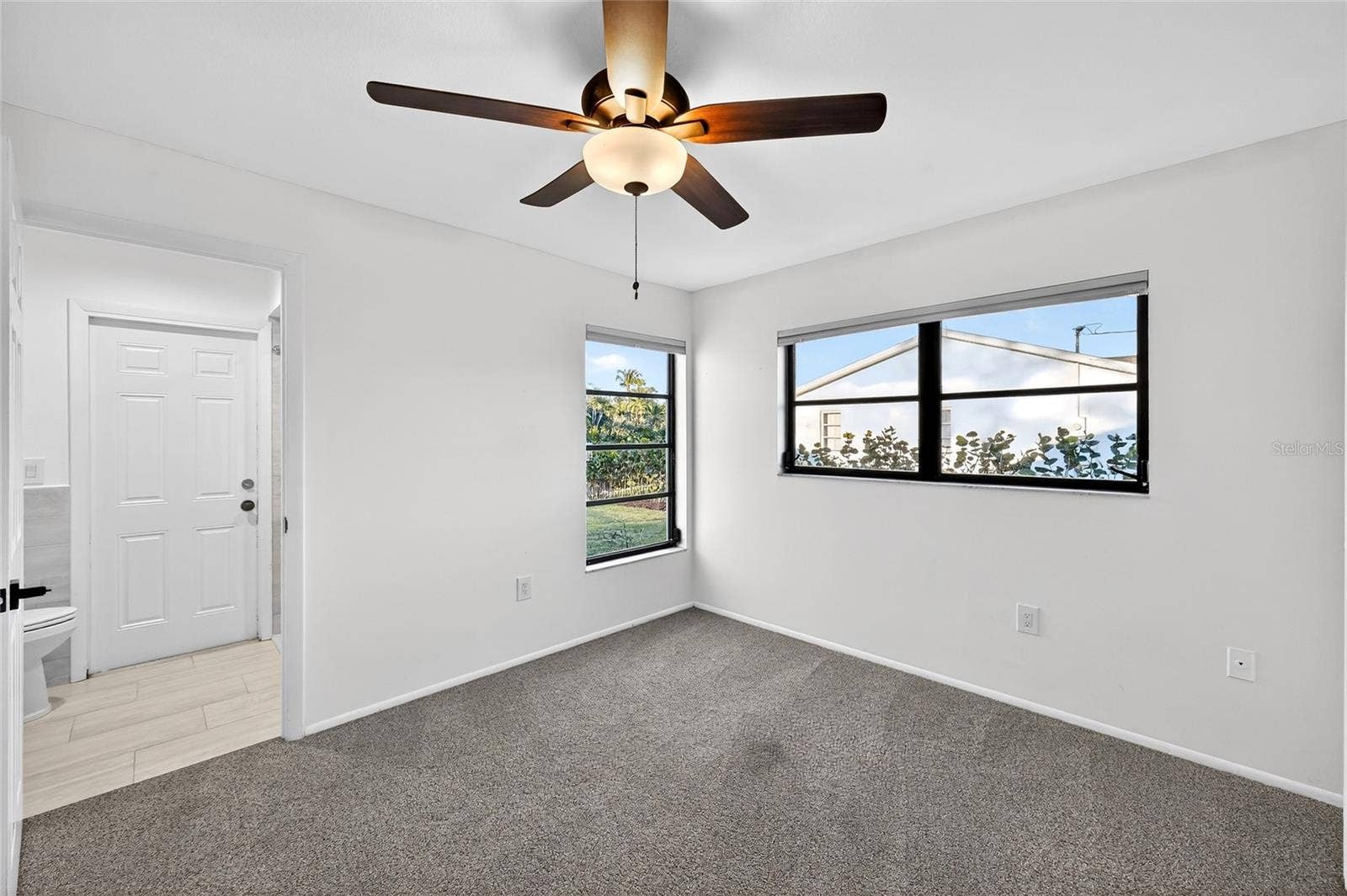 5424 AMERICA DRIVE, Sarasota, FL 34231