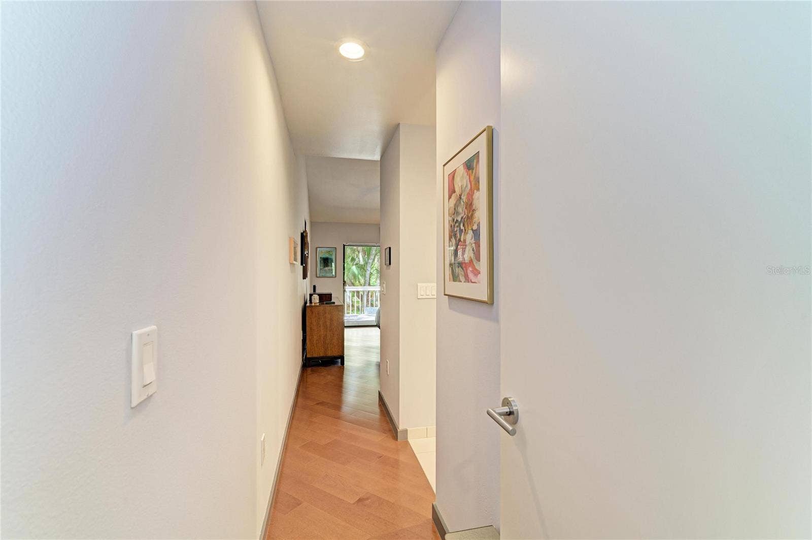 2403 ARBORETUM CIRCLE, #29, Sarasota, FL 34232 Entering into the primary bedroom/bathroom