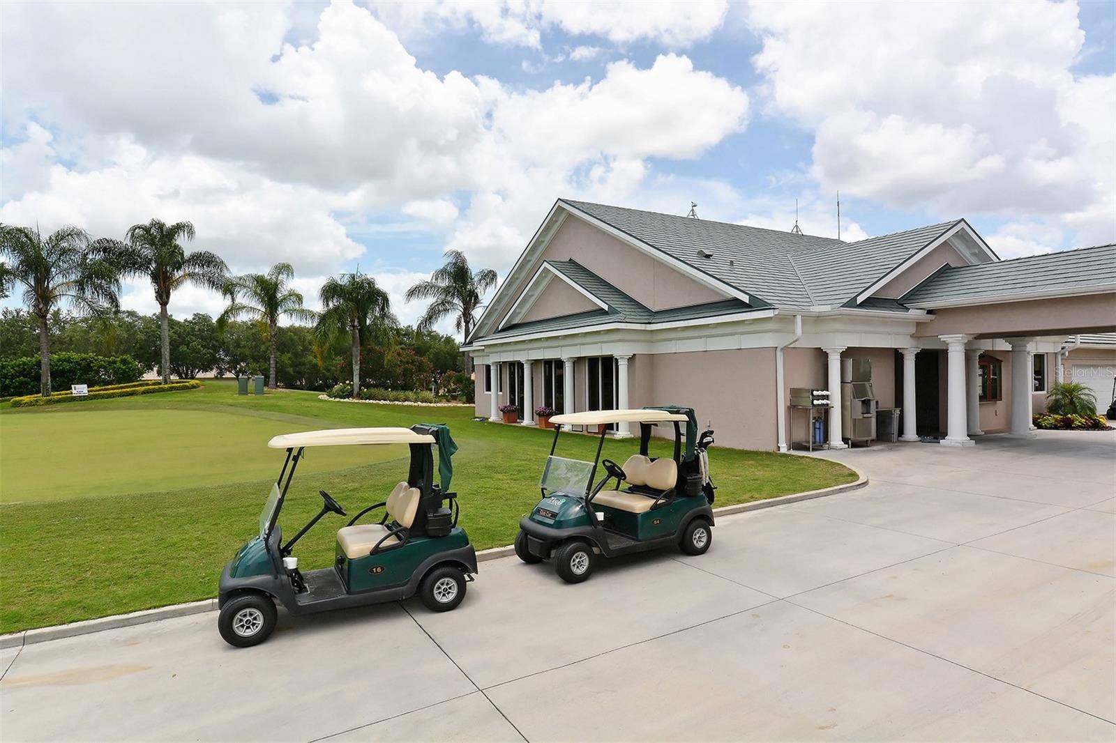 5469 FAIR OAKS STREET, #5C, Bradenton, FL 34203 5469 FAIR OAKS STREET, #5C, Bradenton, FL 34203