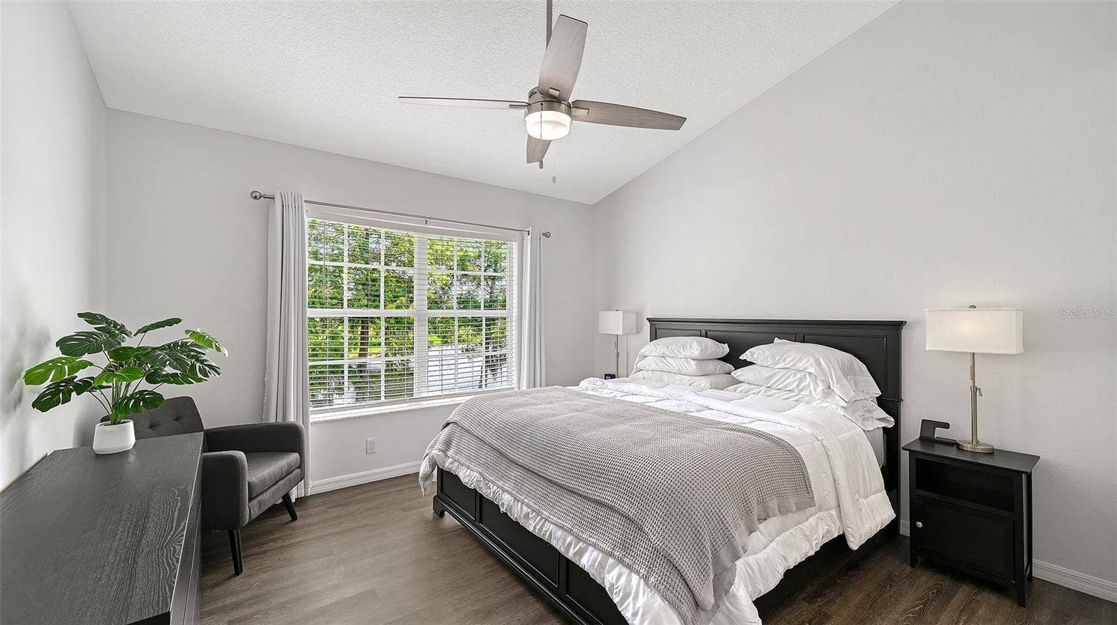 5469 FAIR OAKS STREET, #5C, Bradenton, FL 34203 5469 FAIR OAKS STREET, #5C, Bradenton, FL 34203