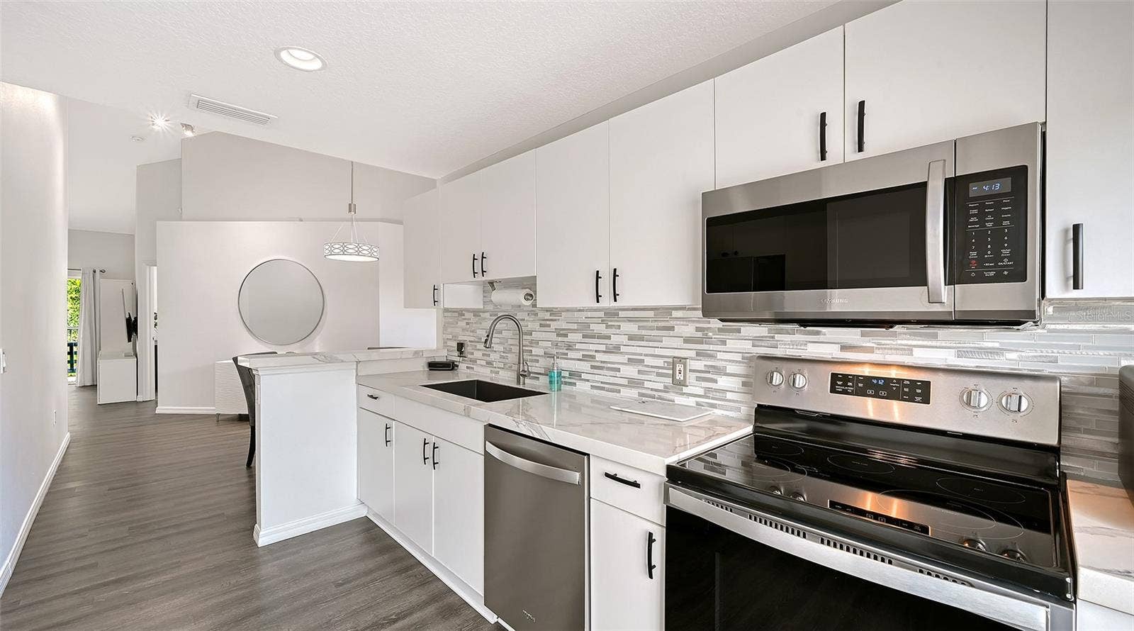 5469 FAIR OAKS STREET, #5C, Bradenton, FL 34203 5469 FAIR OAKS STREET, #5C, Bradenton, FL 34203