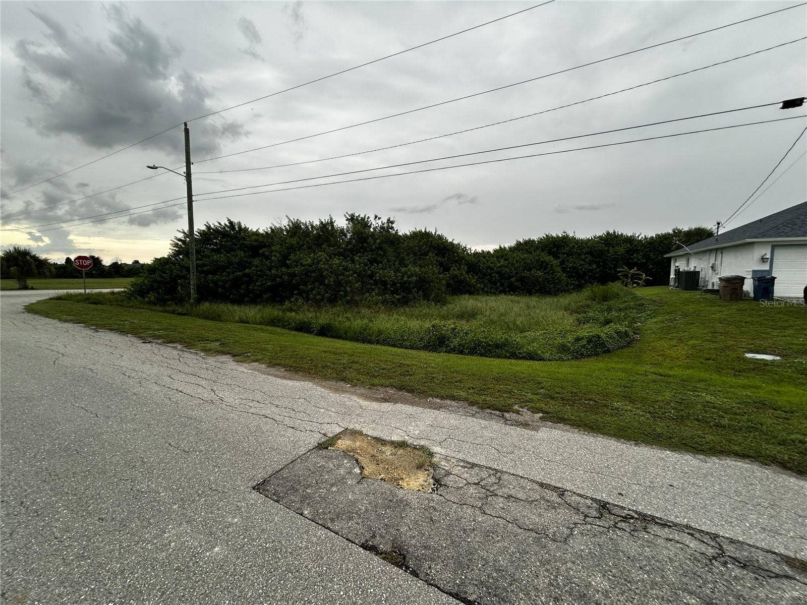 165 PEMBROKE STREET, Lehigh Acres, FL 33974 165 PEMBROKE STREET, Lehigh Acres, FL 33974