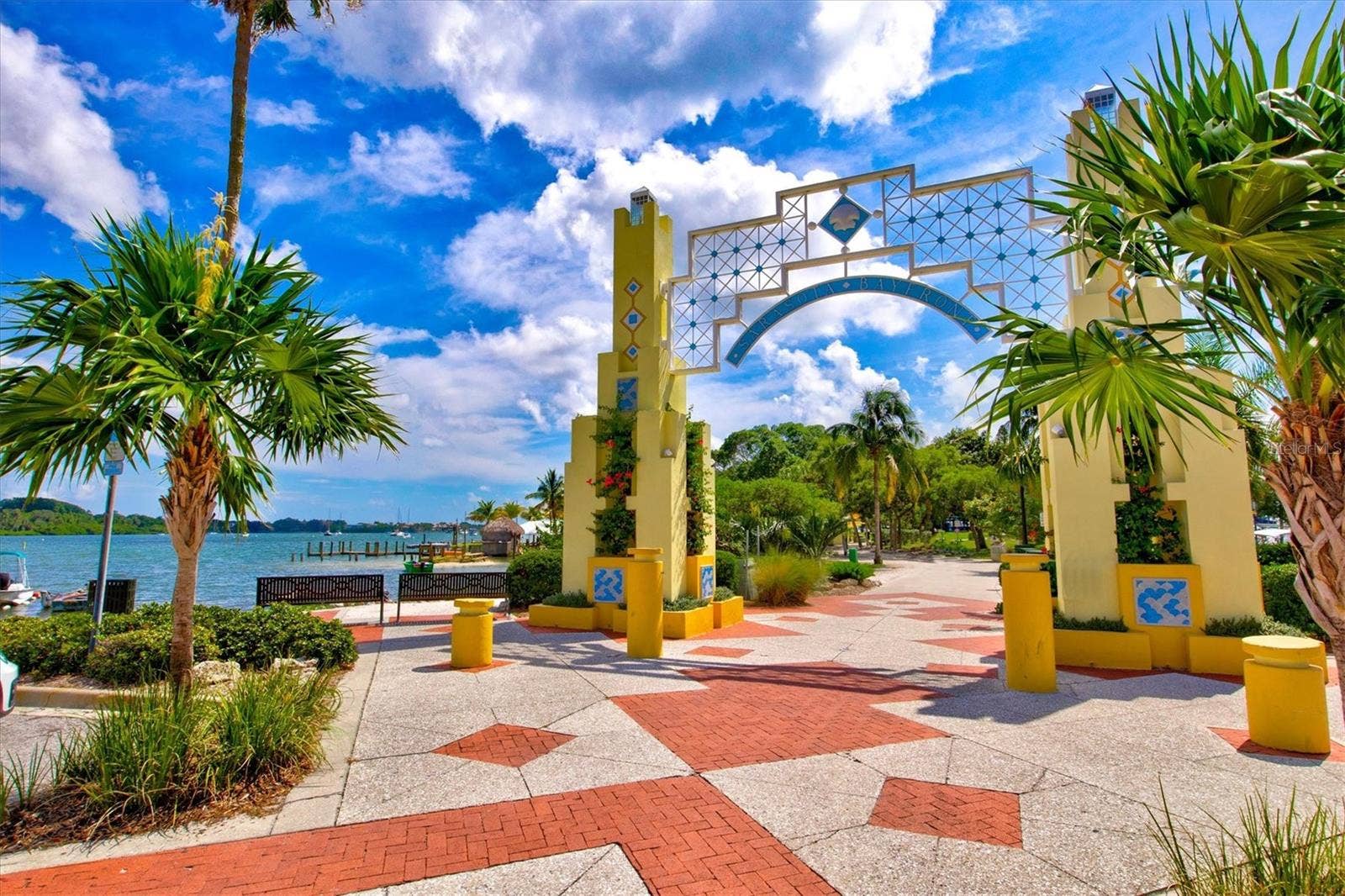 4805 OCEAN BOULEVARD, Sarasota, FL 34242