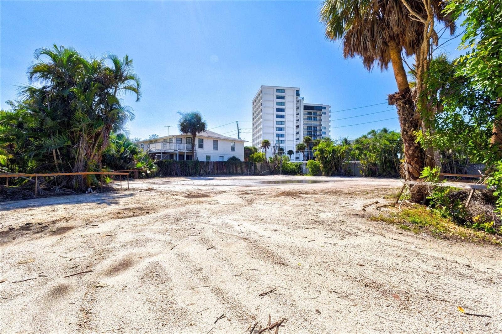 4805 OCEAN BOULEVARD, Sarasota, FL 34242